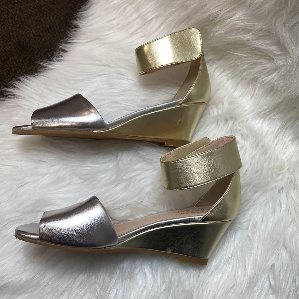 FRENCH COMFORT Champ/Silver Wedge Sandal‎